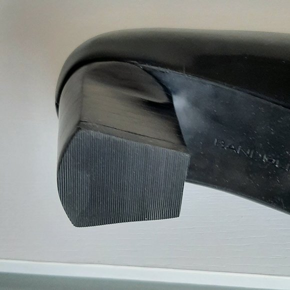 Black classy pumps - Picture 7 of 7